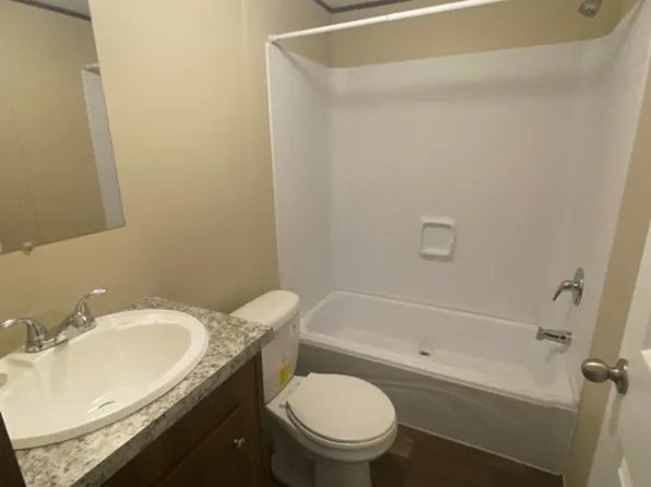 132 Ginny Ln, Thomasville, GA 31792