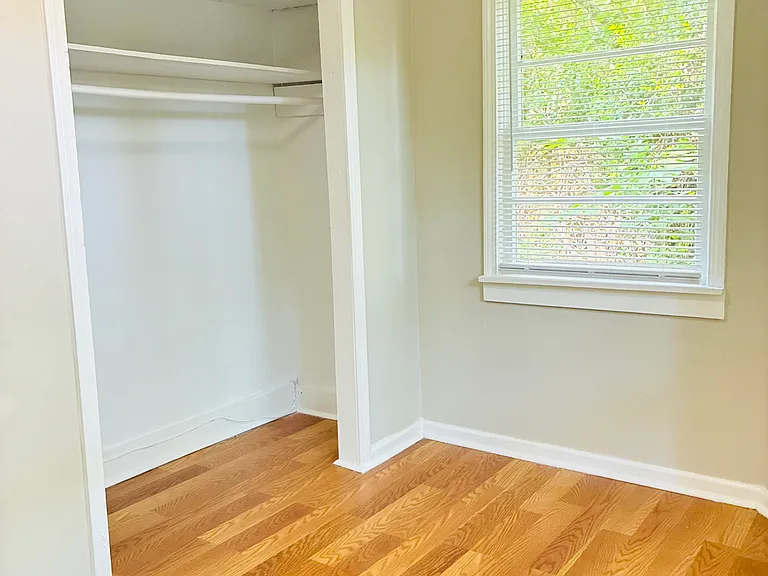 407 Digh St — Photo 18