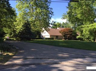 9120 Dustin Rd, Galena, OH 43021