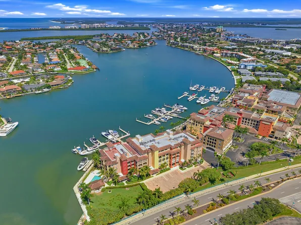 720 Collier Blvd #405, Naples, FL 34145