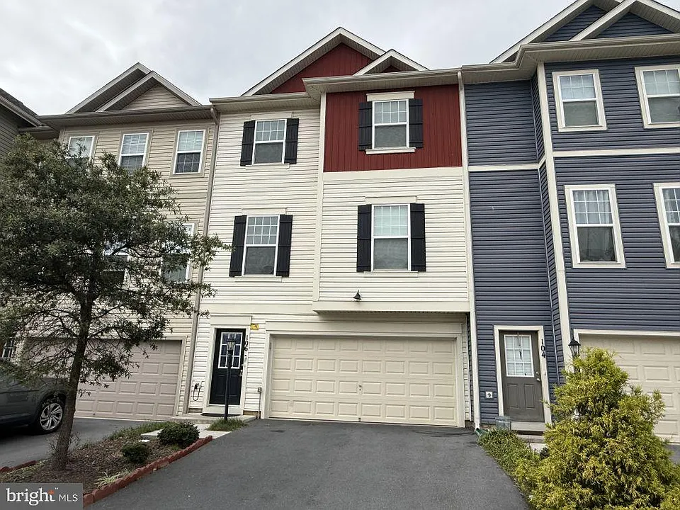 106 Halo Ct