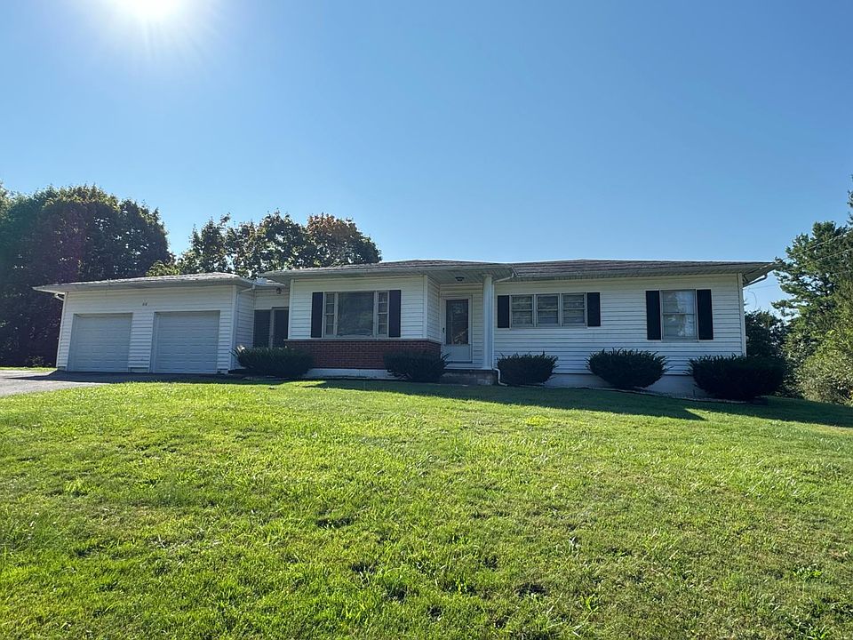 1st image of 418 Blue Room Rd