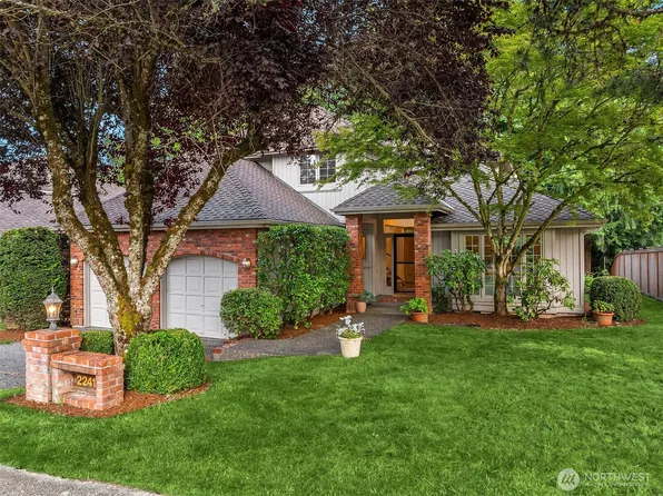 22413 NE 9th Drive, Sammamish, WA 98074
