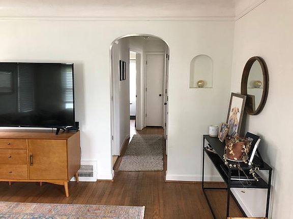 5th image of 529 S Edgeworth Ave