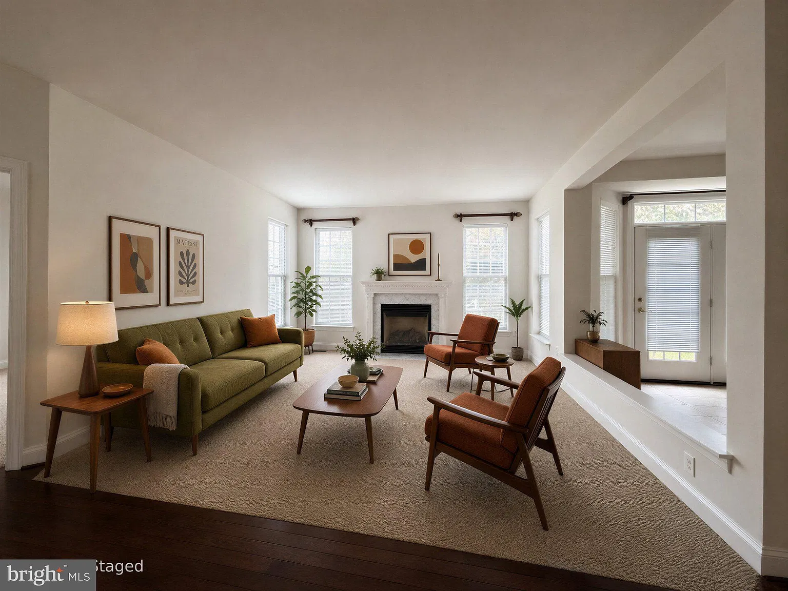 5 bed, 3.5 bath, 5228 sqft, $4,490 — Photo 4
