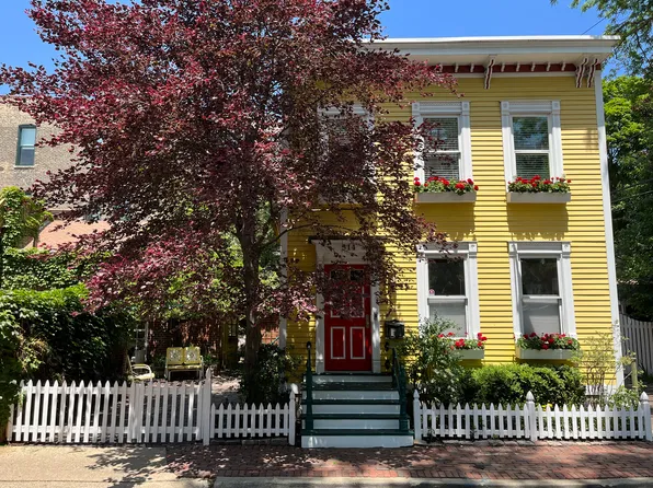 314 W Menomonee St, Chicago, IL 60614