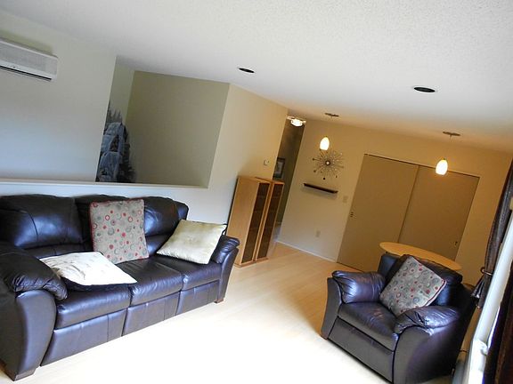 2nd floor great room