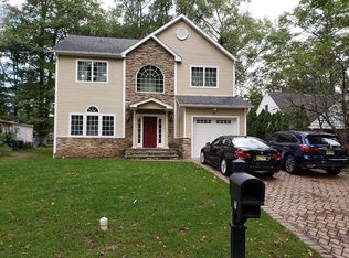 24 Ellers Dr, Chatham, NJ