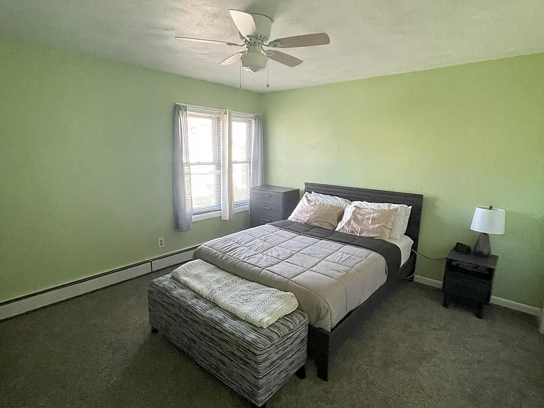 54 Colfax Ave — Photo 16