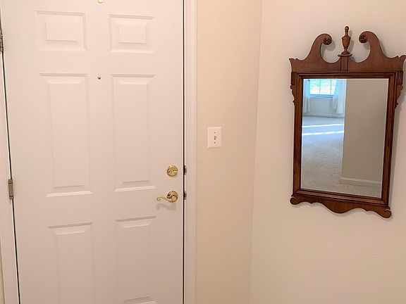 5th image of 1410 Bonnett Pl #C-223