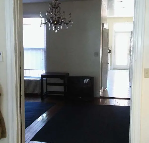 312 G St NE — Photo 3
