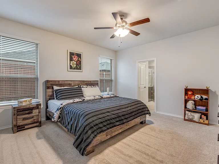 3315 Celestial Ln — Photo 19