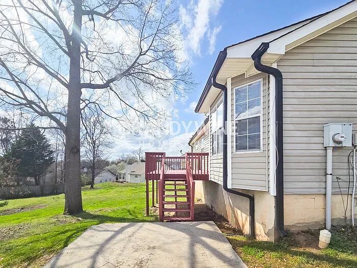 1139 Commons Ct — Photo 17