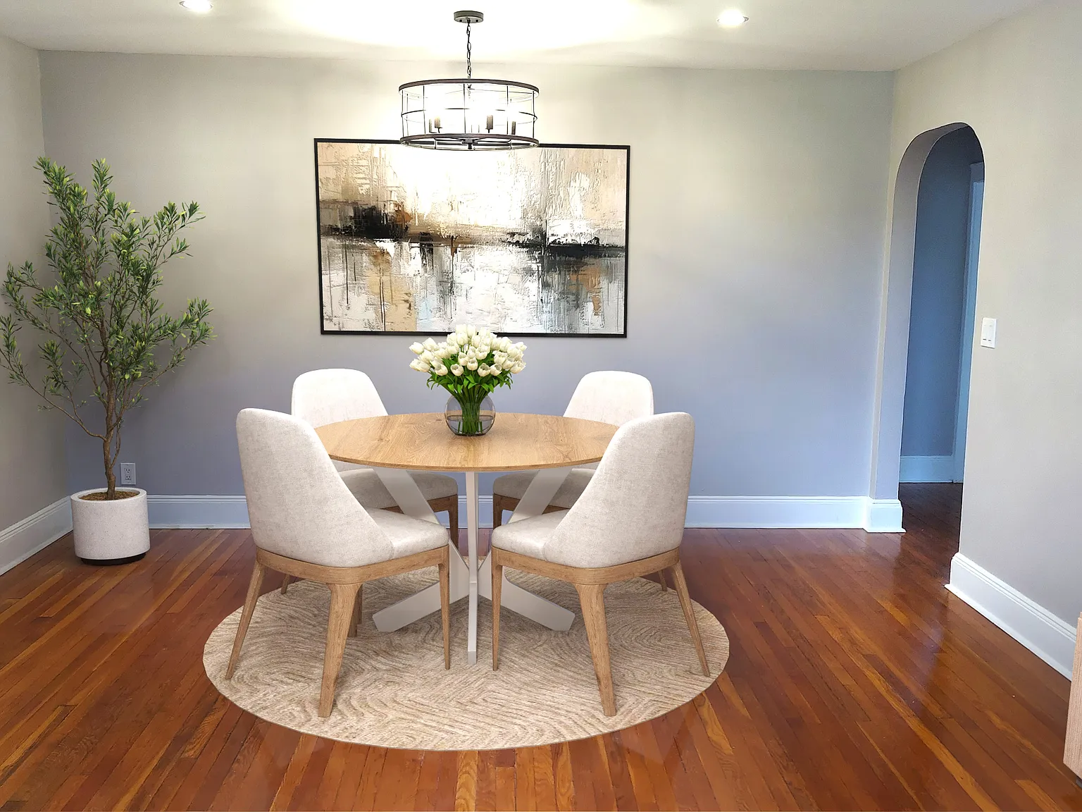 2 bed, 10 sqft, $2,000 — Photo 1