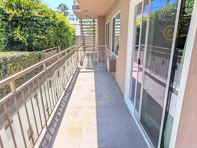 1433 S Holt Ave #2 — Photo 23