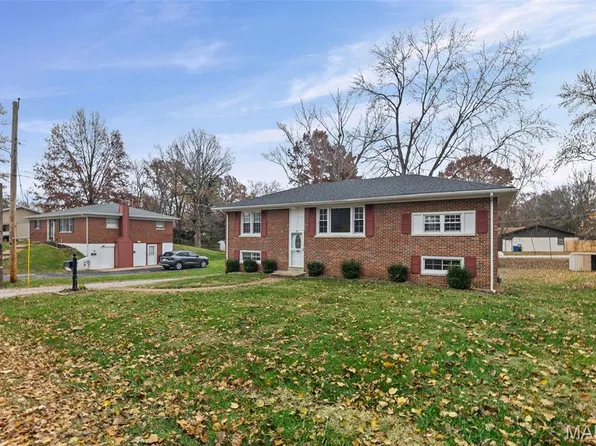 112 Ivo Dr, Swansea, IL 62226