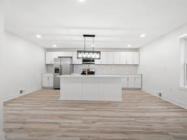 6963 Verona St, Verona, PA 15147