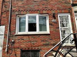 2028 S 9th St, Philadelphia, PA 19148