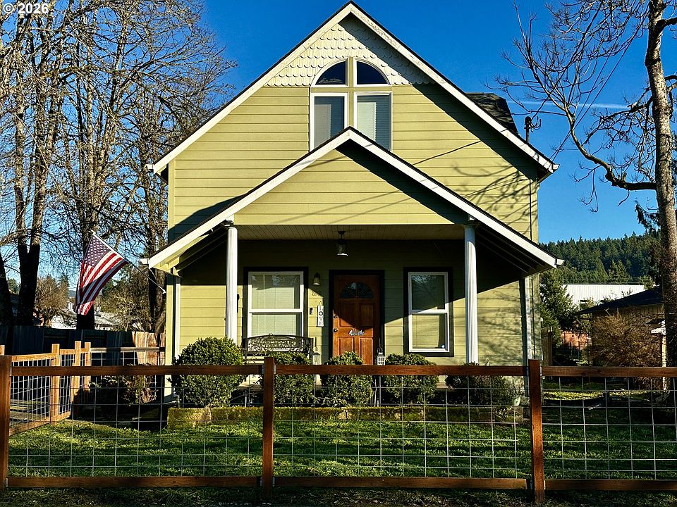 1st image of 822 S 8th St
