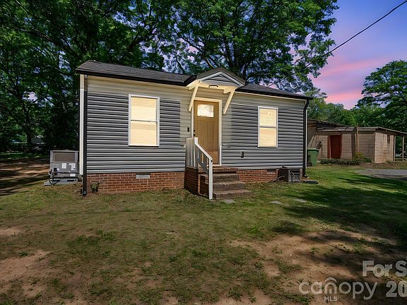 2nd image of 304 Margie St