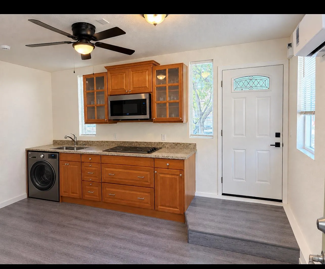 1 bed, 500 sqft, $1,750 — Photo 3