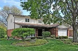 1302 W Lonnquist Blvd photo 1