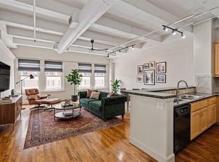 1120 Texas St APT 6B, Houston, TX 77002