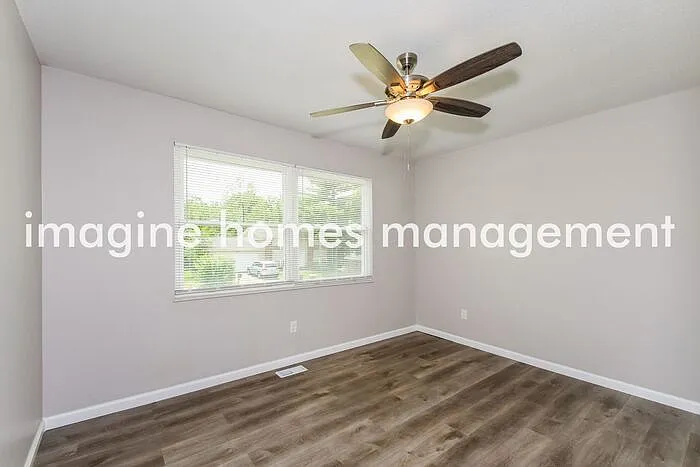 2911 Sean Pkwy — Photo 7