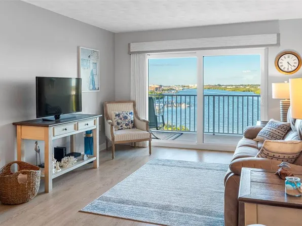 19451 Gulf Blvd APT 706, Indian Shores, FL 33785