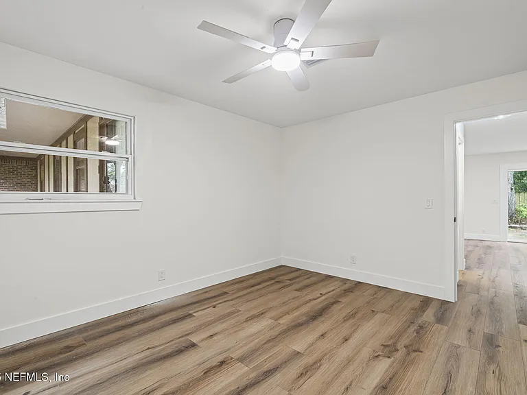 5477 Brightwater Ln — Photo 8