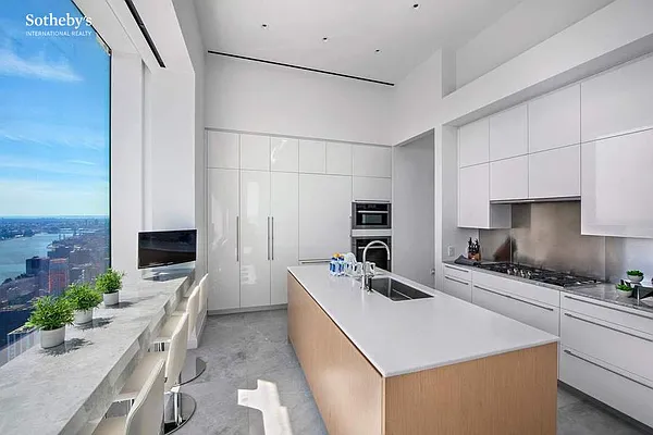 Rented by Sotheby's International Realty | media 5