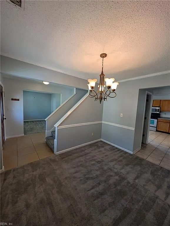 3 bed, 2.5 bath, 1675 sqft, $2,195 — Photo 4