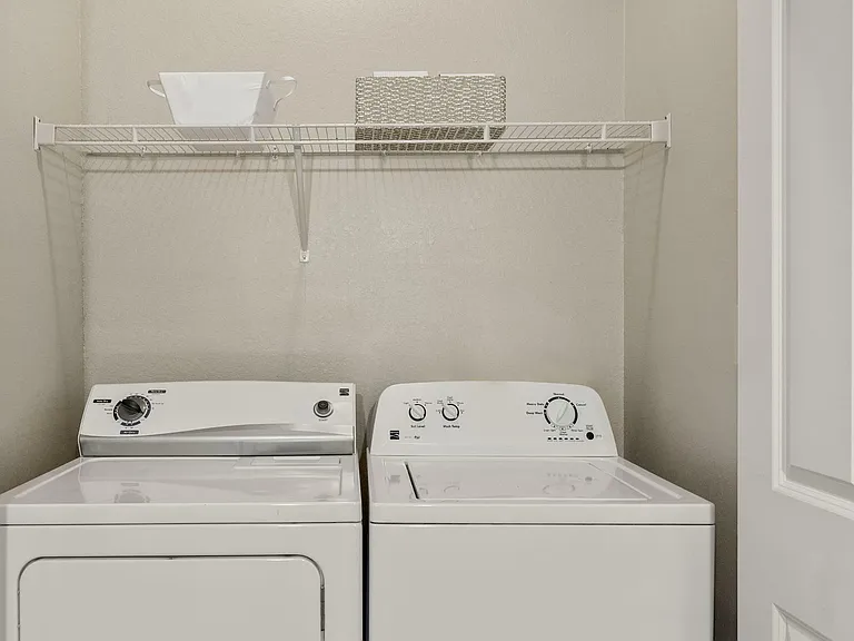 Citi Lakes - In-Home Laundry