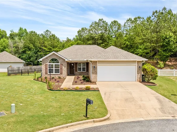959 Pebble Ct, Auburn, AL 36830