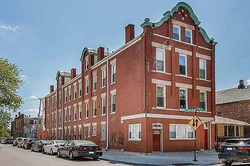 3227 S Carpenter St #1M Photo 1