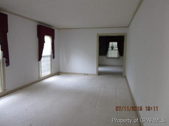 2nd image of 202 Saint Andrews Dr