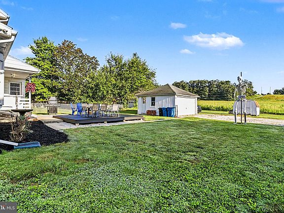 5th image of 3485 E Prospect Rd