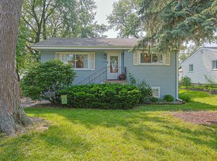 6124 Chase Ave, Downers Grove, IL 60516