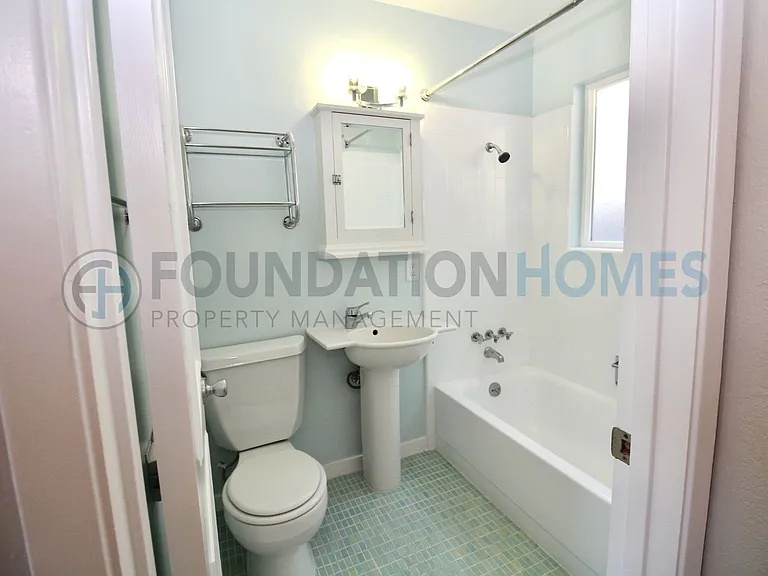 12 Perry Walk — Photo 16