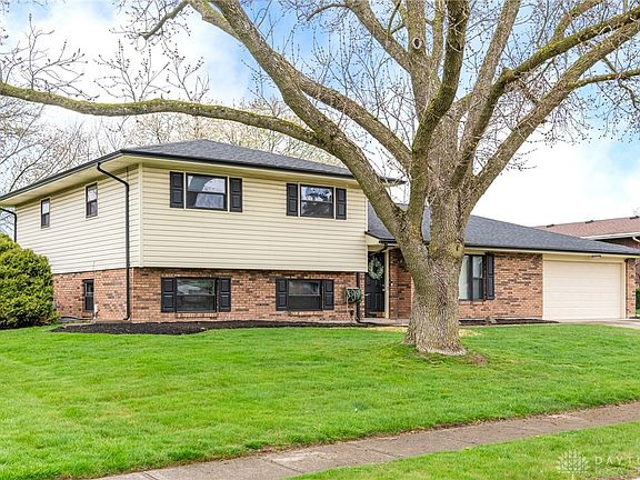 3rd image of 7561 Glenhurst Dr