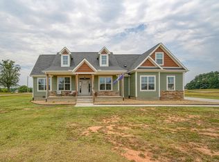 103 Peden Gaston Dr, Woodruff, SC 29388