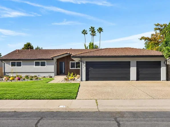 5 Havenwood Cir, Sacramento, CA 95831