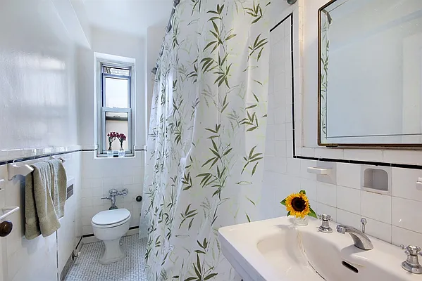 Sold by Corcoran | media 18