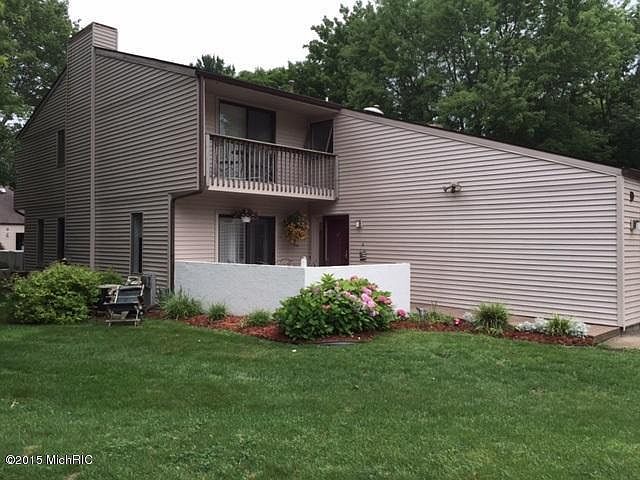 1st image of 17442 Parkwood Unit D