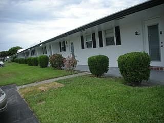 1st image of 1119 Lake Ter APT 114