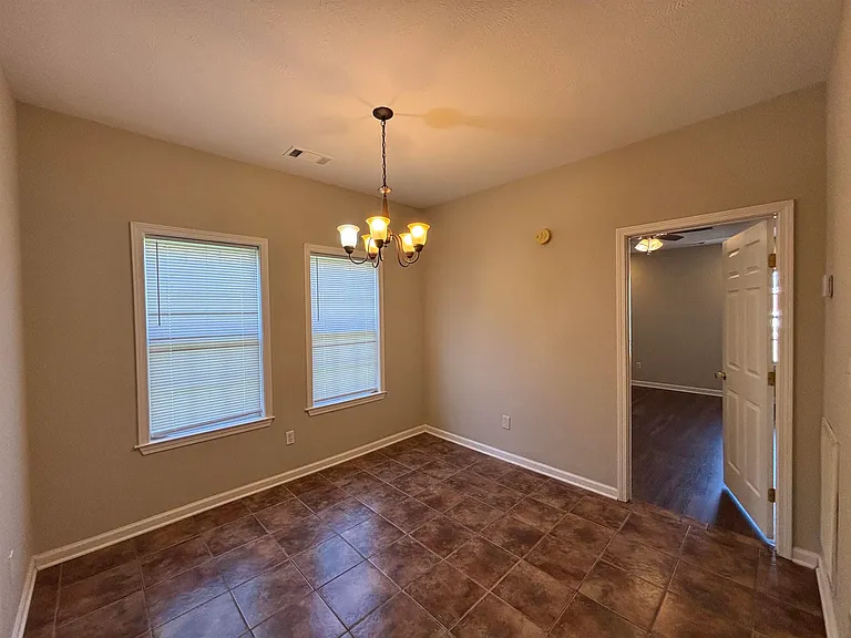 152 Brighton Village Loop — Photo 9