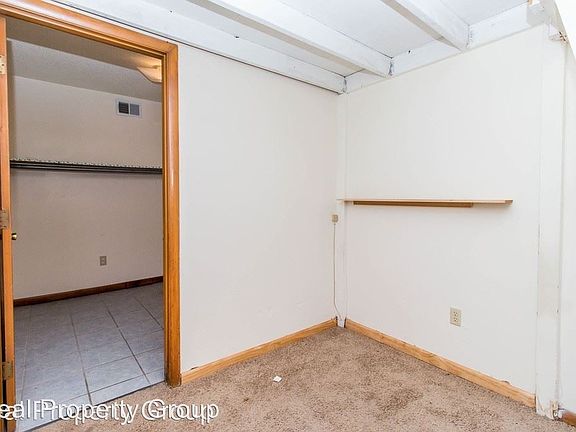 5th image of 1011 Southpark Dr APT 6