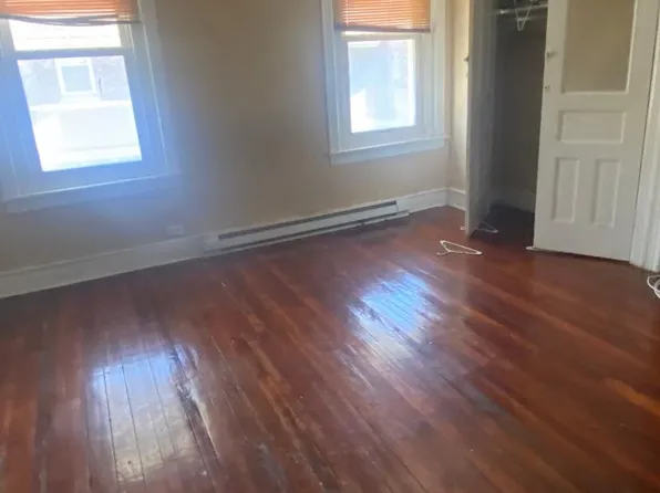 424 N Salford St, Philadelphia, PA 19151