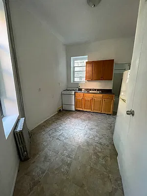 Rented by Mauro Bros Real Estate Services LLC | media 26