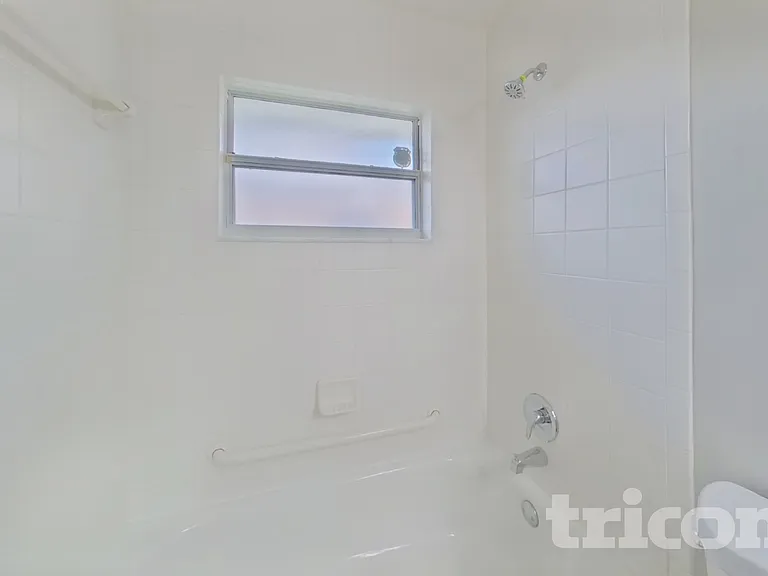 10418 Reagans Run Dr — Photo 12